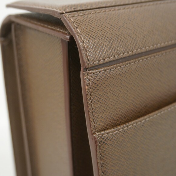 Louis Vuitton Taiga Pilot Case Ural M30028 Grizzly Men's Bag